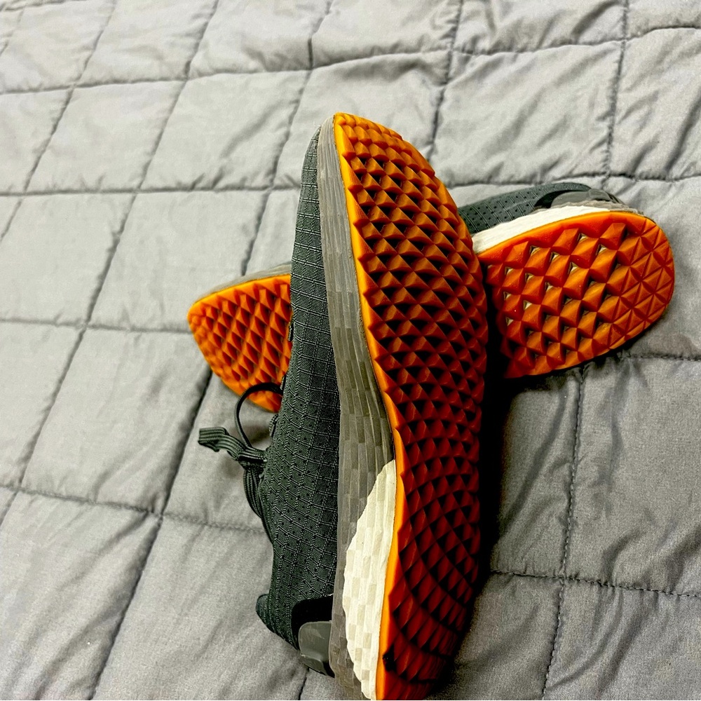 No bull shoes